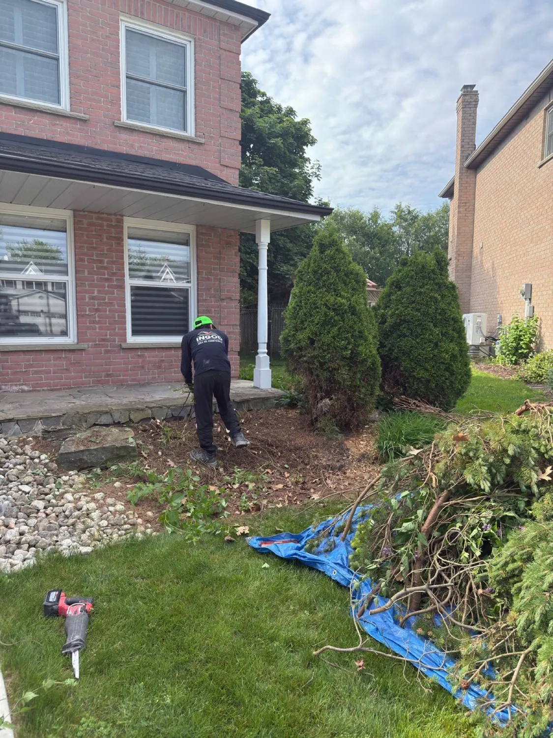 Garden Bed Landscaping — outdoor project by InGod, photo 1 of 4