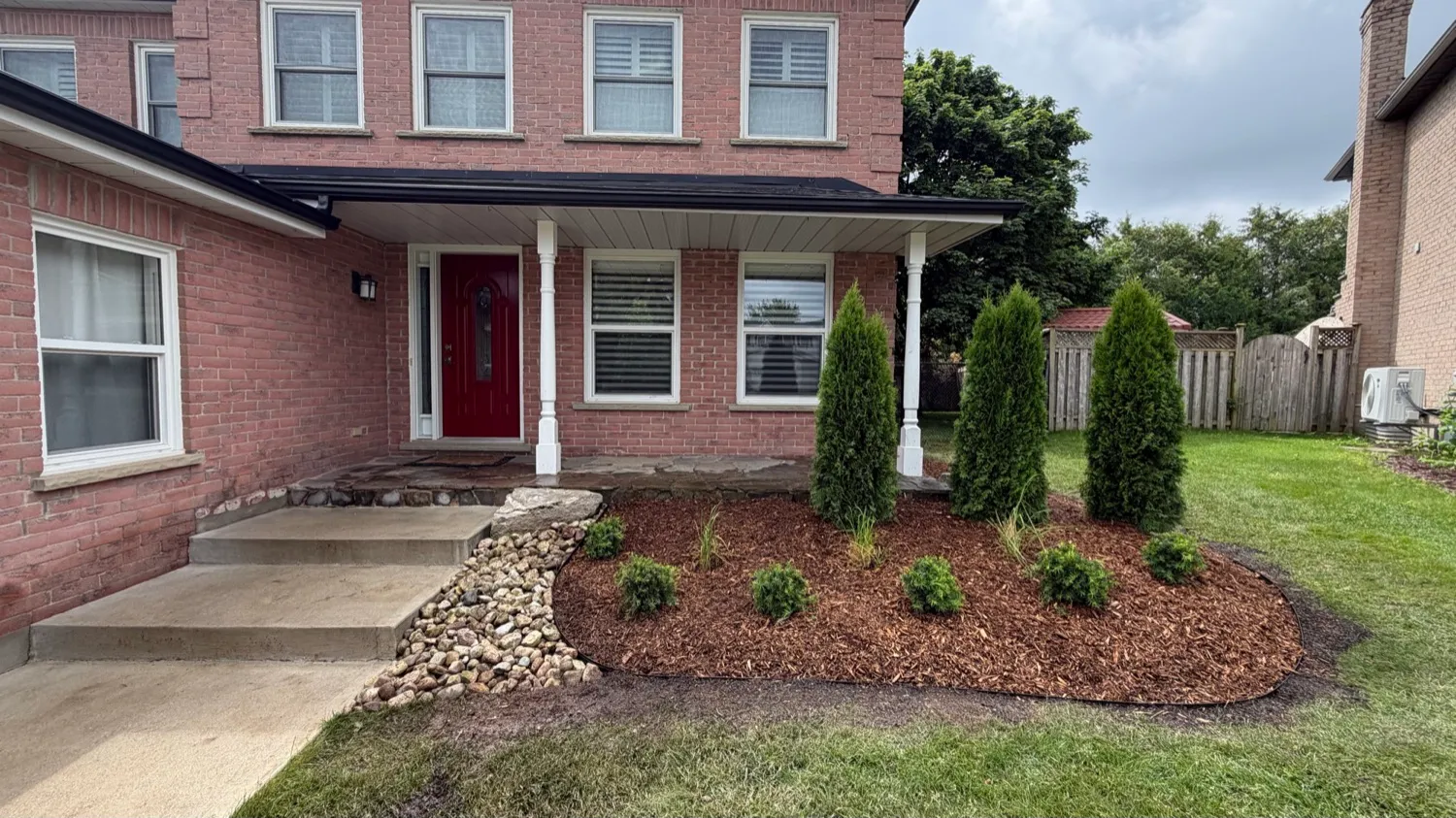 Garden Bed Landscaping — outdoor project by InGod, photo 3 of 4